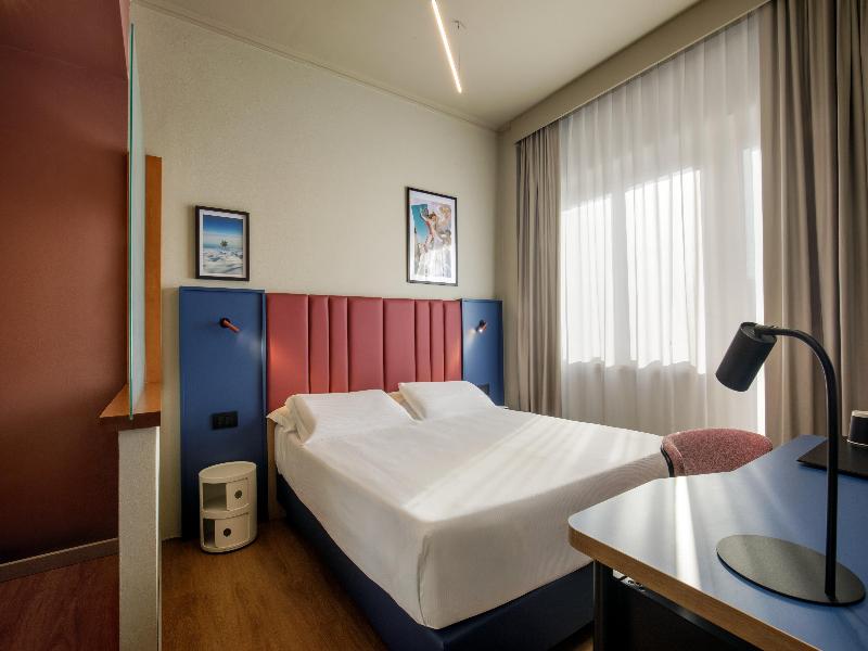 Best Western Plus Globus Hotel image