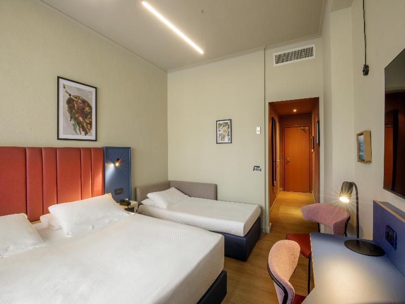 Best Western Plus Globus Hotel image