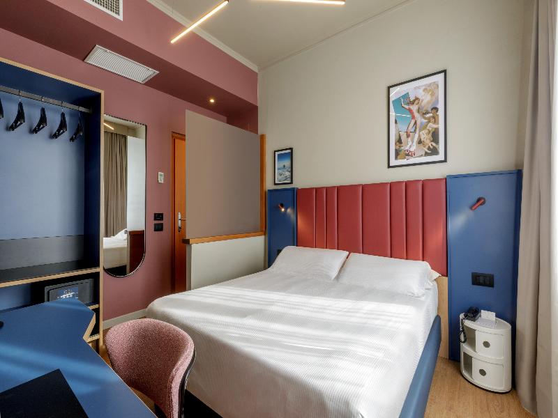 Best Western Plus Globus Hotel image