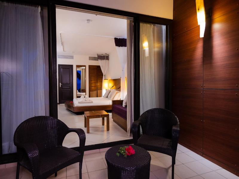 Mantis Soanambo Hotel And Spa image