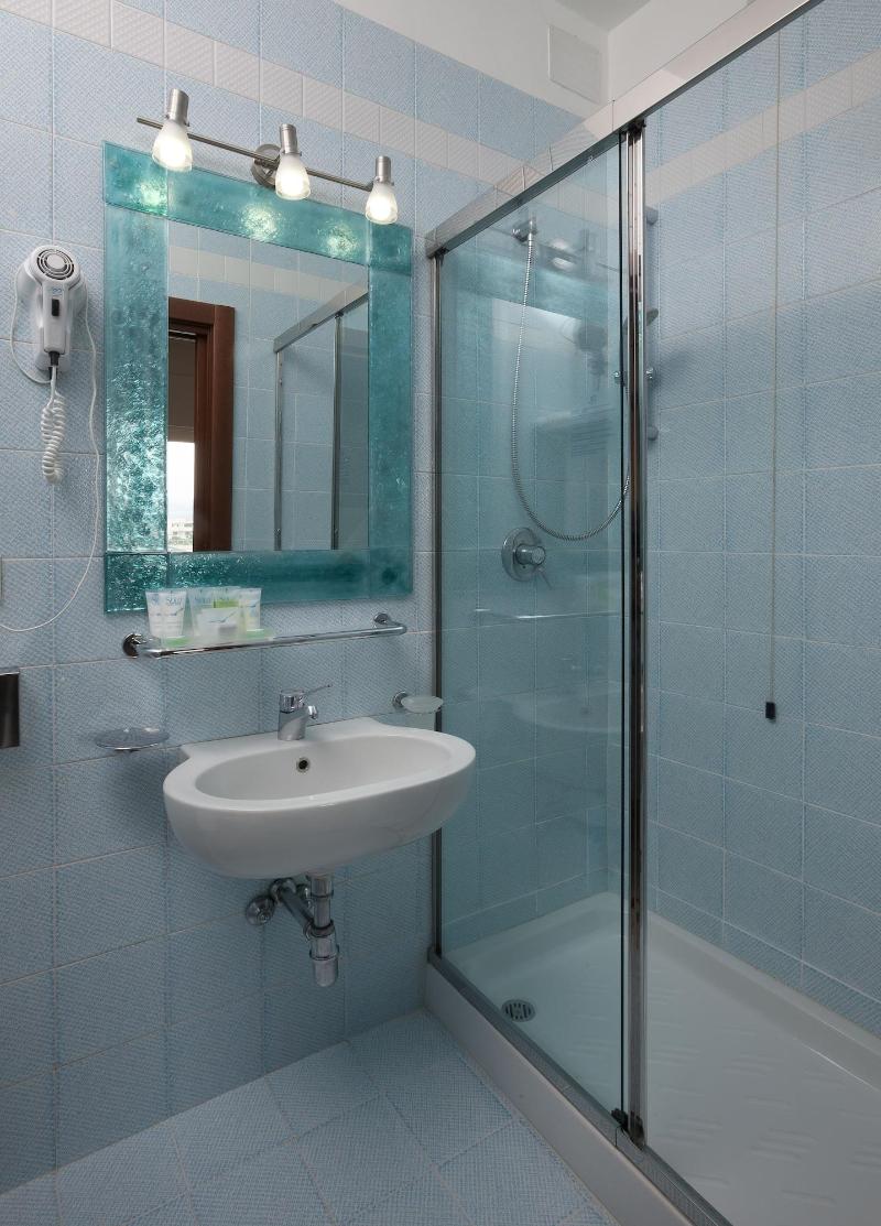 Gabbiano Azzurro image