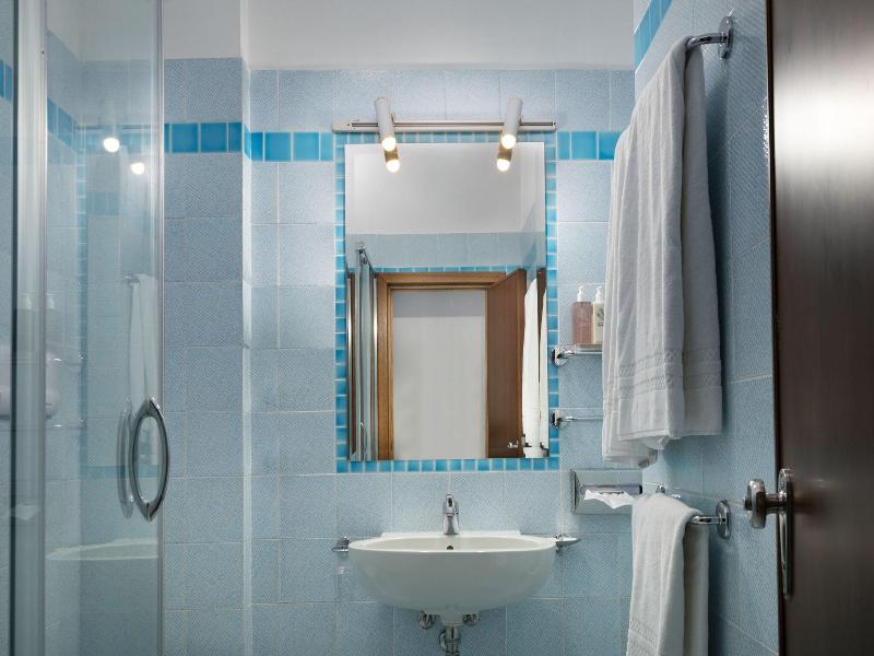 Gabbiano Azzurro image