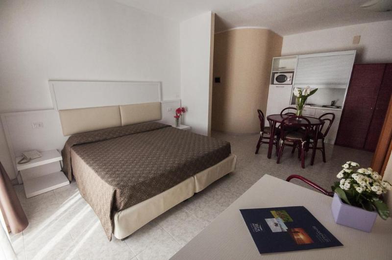 Rina Hotel image