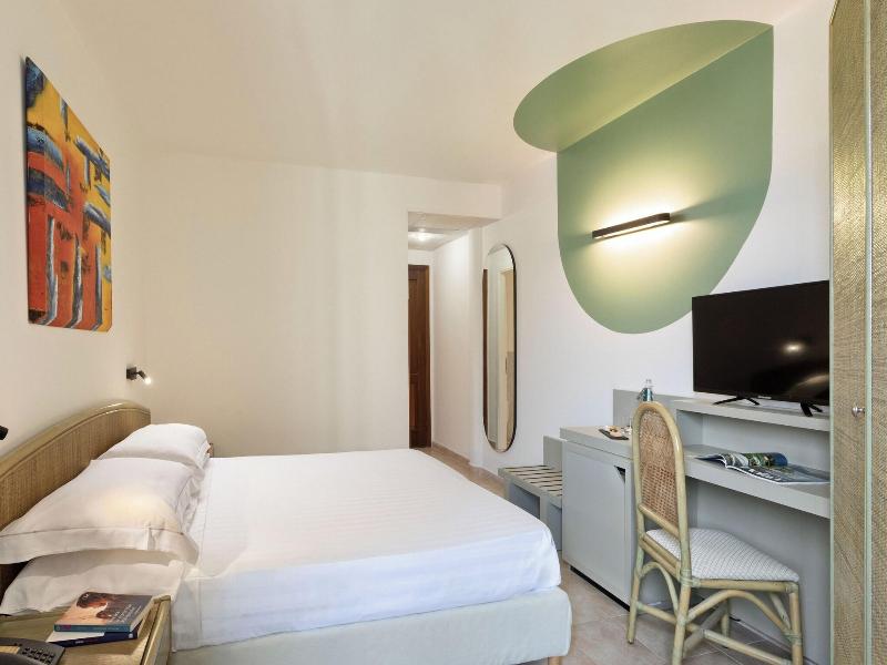 Rina Hotel image