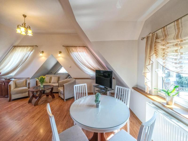 Pokoje Pod Tatrami & Apartamenty Bialy Dunajec image