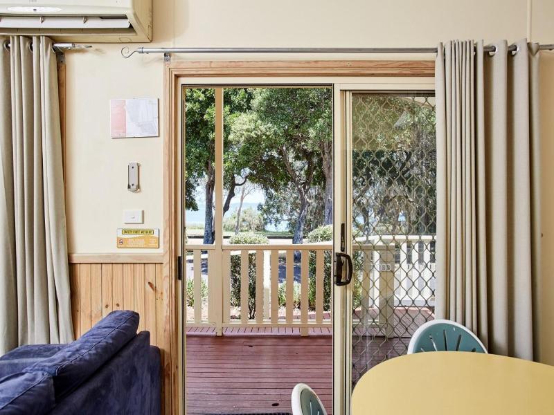 Nrma Canton Beach Holiday Park image