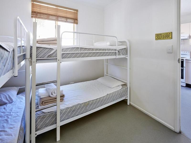 Nrma Canton Beach Holiday Park image