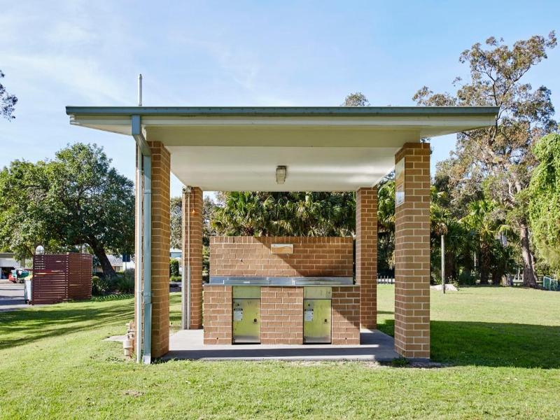 Nrma Canton Beach Holiday Park image