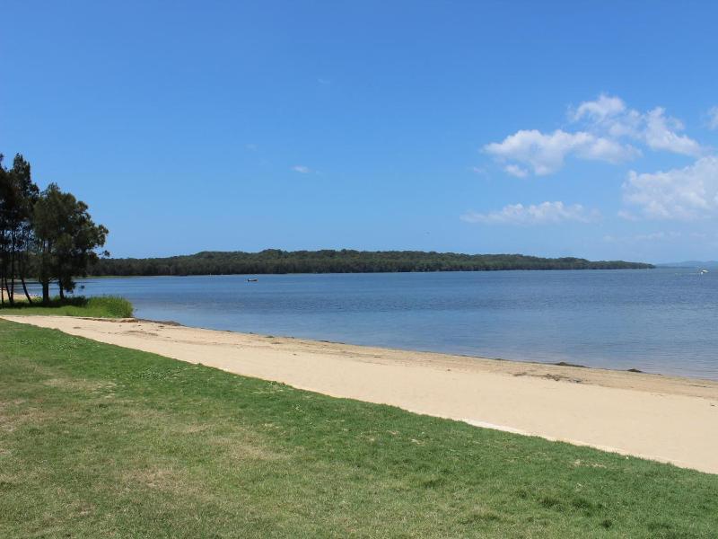 Nrma Canton Beach Holiday Park image