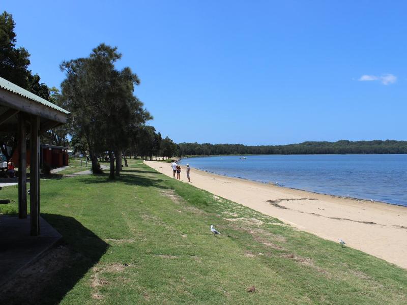Nrma Canton Beach Holiday Park image
