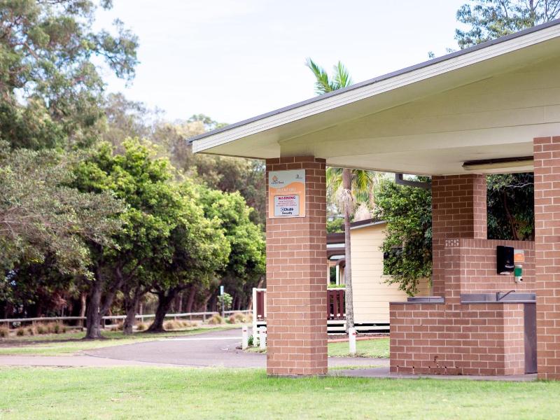 Nrma Canton Beach Holiday Park image