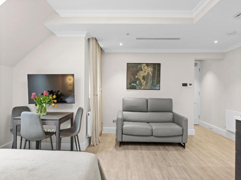 Cleveland Residences Bloomsbury image