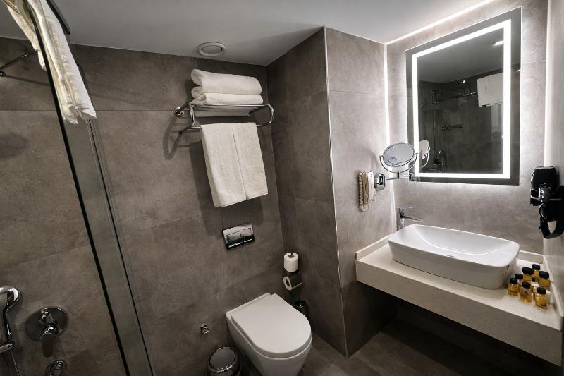 Revia Square Hotel image