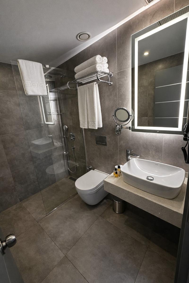 Revia Square Hotel image