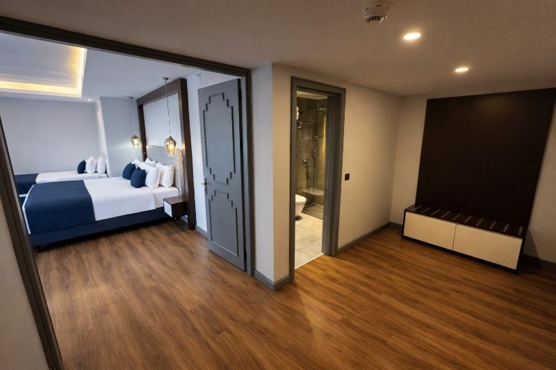 Revia Square Hotel image