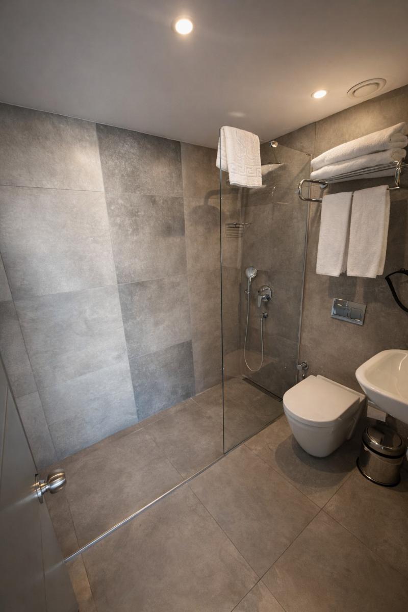 Revia Square Hotel image