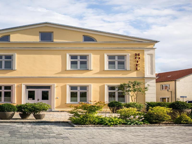 Hotel Mecklenburger Hof Gnoien image