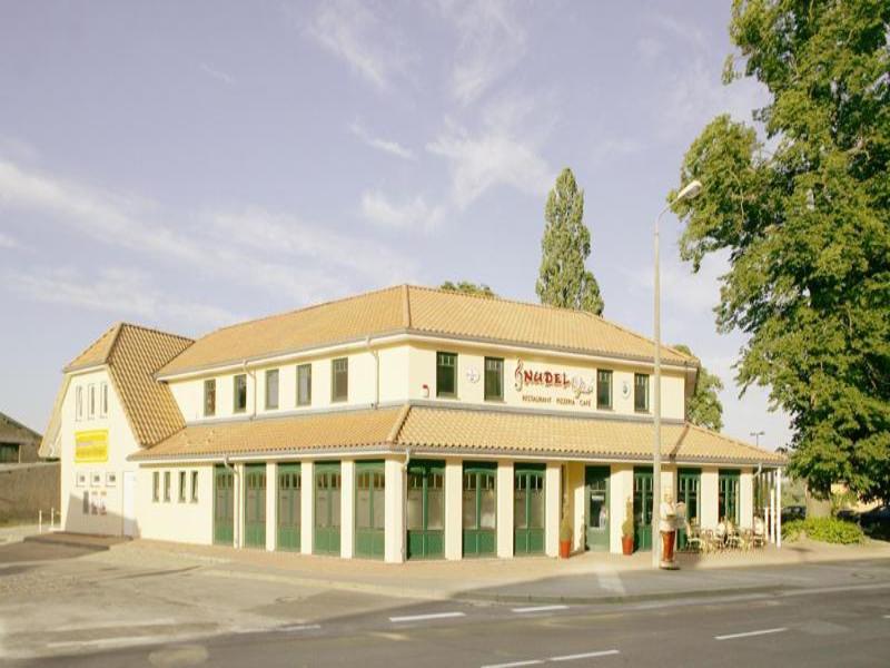 Hotel Mecklenburger Hof Gnoien image