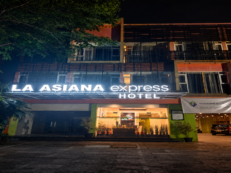 La Asiana Express Hotel image