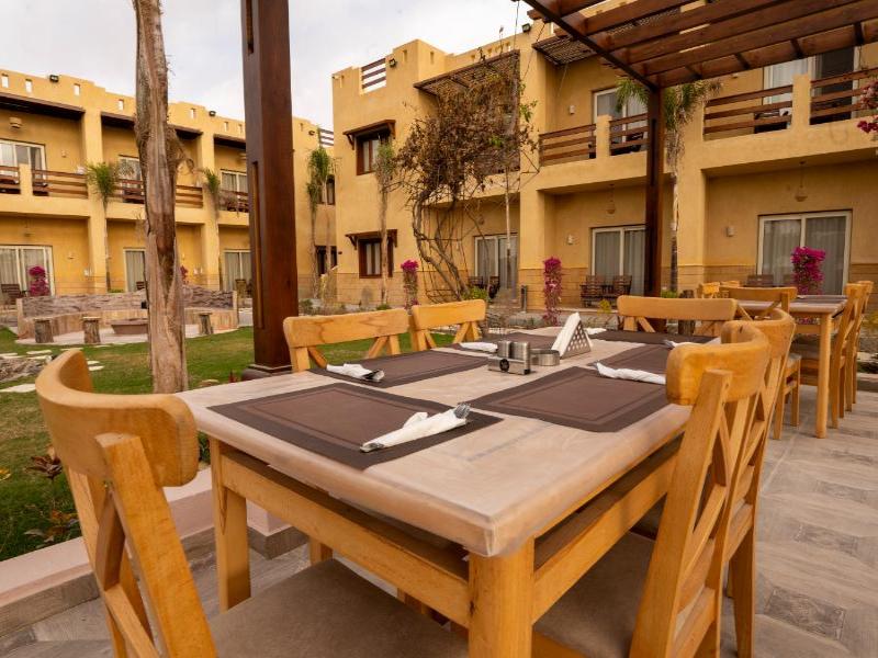 Azad Siwa  Hotel