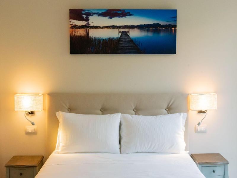 San Lorenzo Apartments image