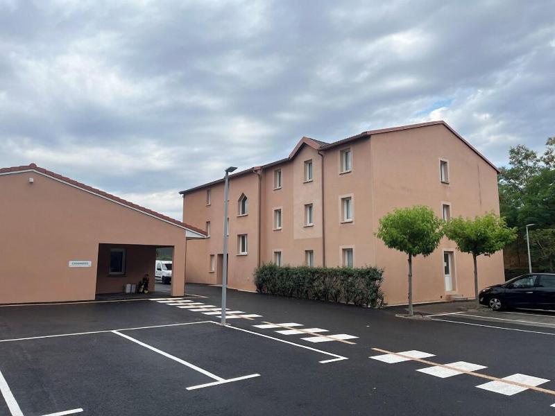 Brit Hotel Essentiel Millau image