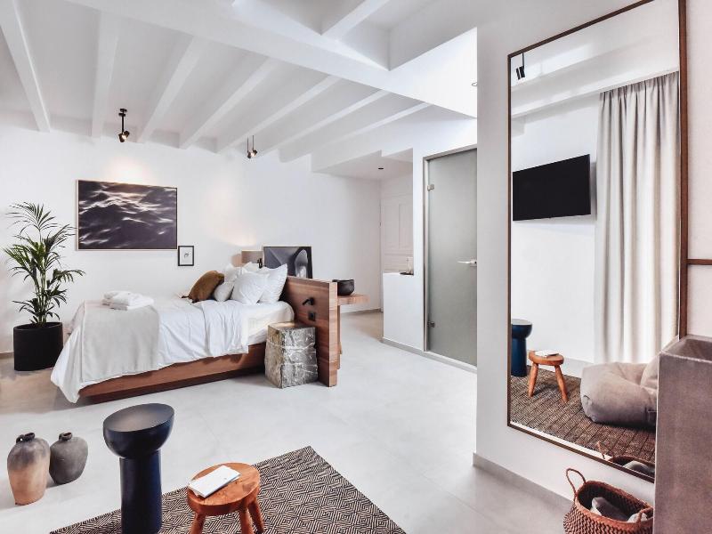 Ikaros Suites image