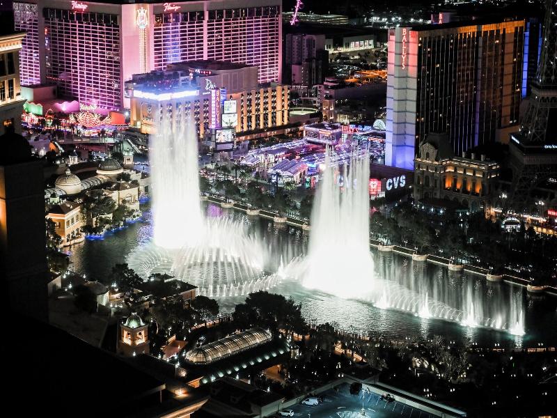 Stripviewsuites At Vdara image