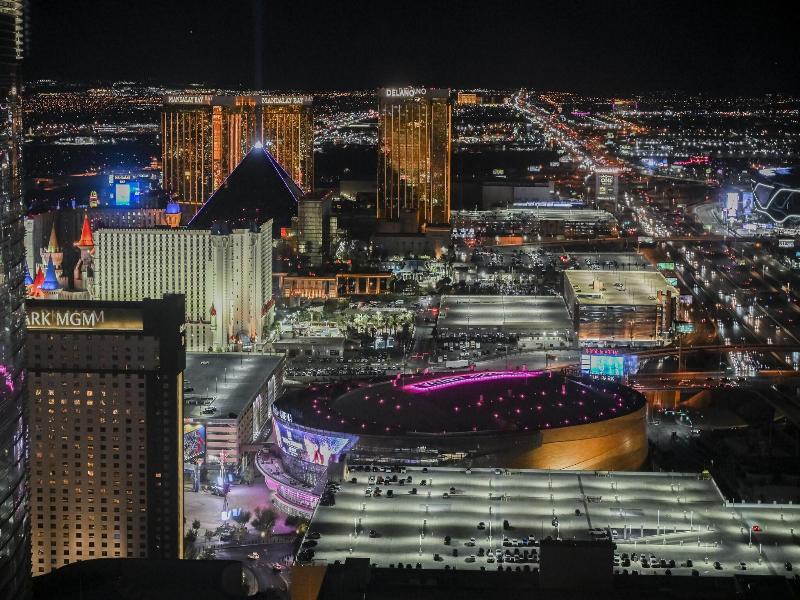 Stripviewsuites At Vdara image