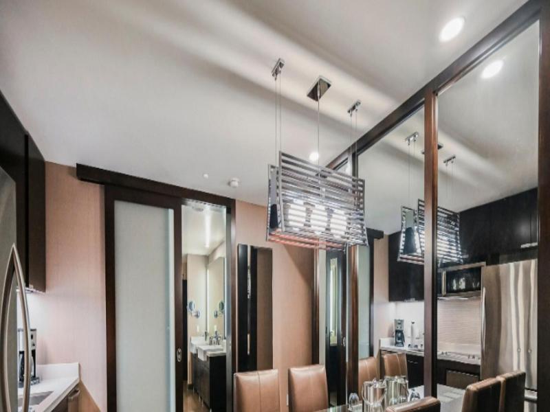Stripviewsuites At Vdara image