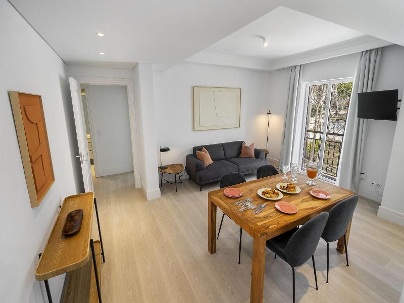 Les Deux Mariettes Apartments & Suites image