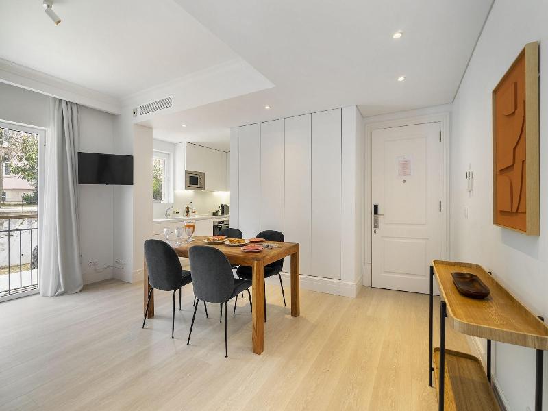 Les Deux Mariettes Apartments & Suites image