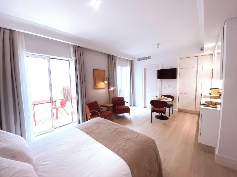 Les Deux Mariettes Apartments & Suites image