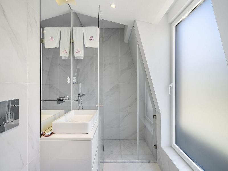 Les Deux Mariettes Apartments & Suites image
