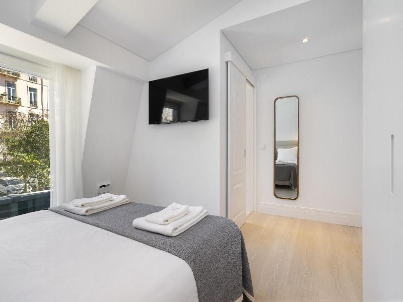 Les Deux Mariettes Apartments & Suites image