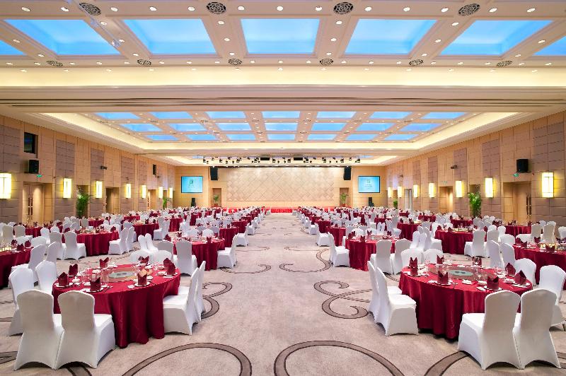 Holiday Inn Changzhou Wujin image
