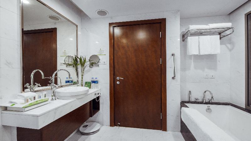 Holiday Inn Changzhou Wujin image