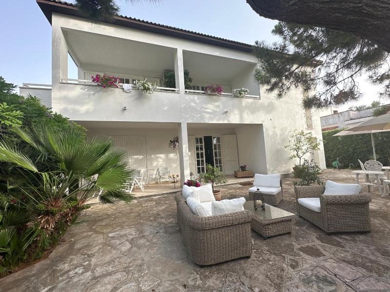 Villa Teresa Maria image
