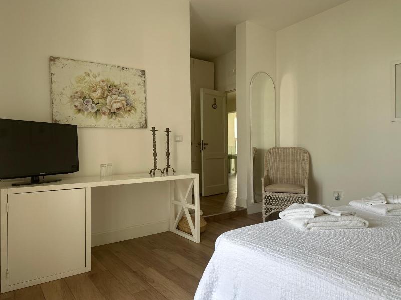 Villa Teresa Maria image