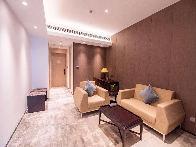 Ramada Plaza Sino-Bay image