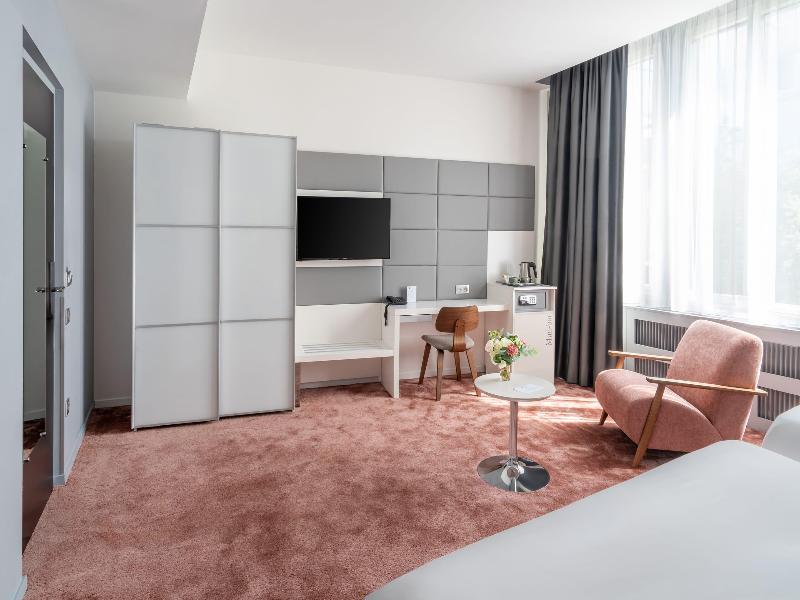 Best Western Dijon Centre Gare image
