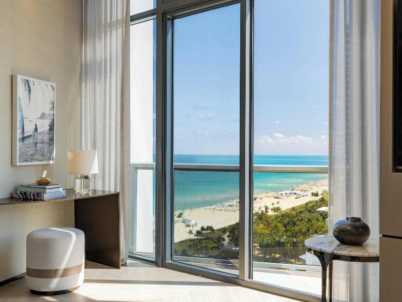 W South Beach image