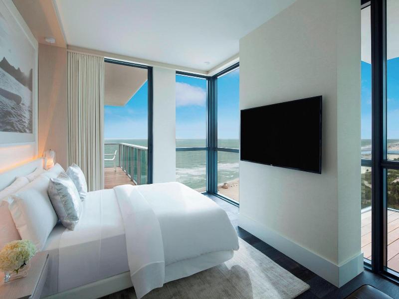 W South Beach image