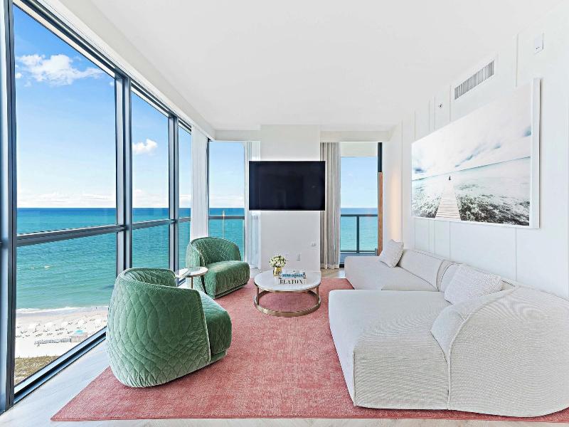 W South Beach image