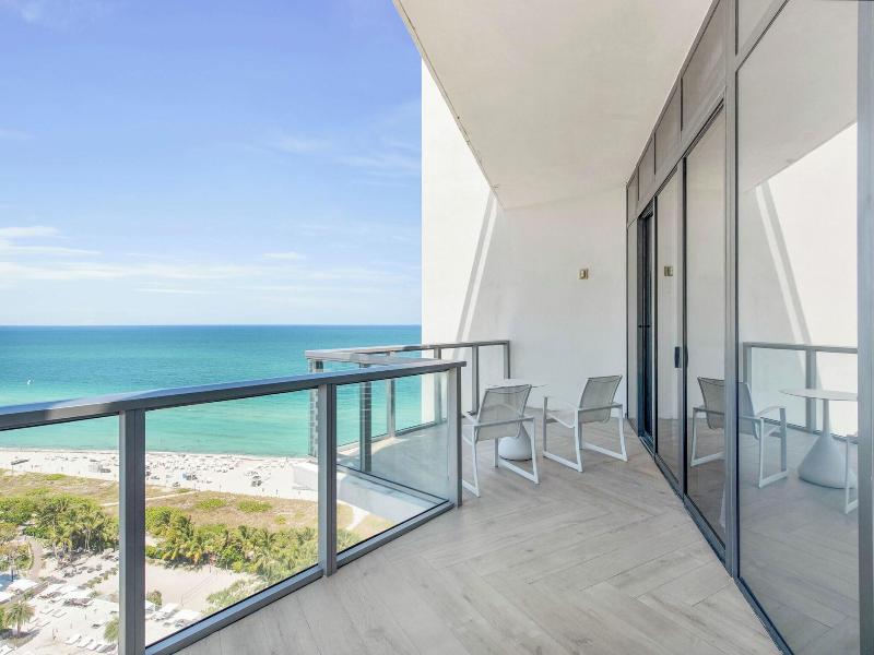W South Beach image
