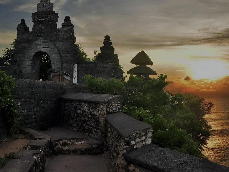 Mahameru Uluwatu image