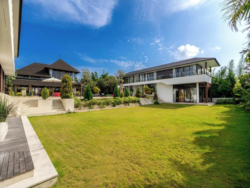 Mahameru Uluwatu image