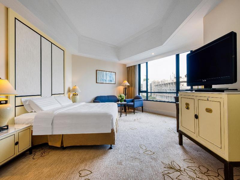Junhua Haiyi Hotel(Formerly Meritus Mandarin) image