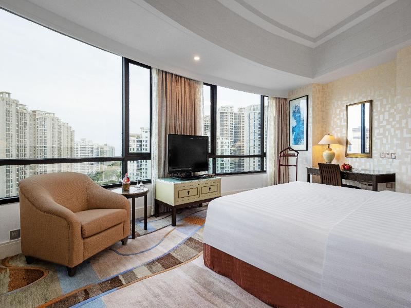 Junhua Haiyi Hotel(Formerly Meritus Mandarin) image