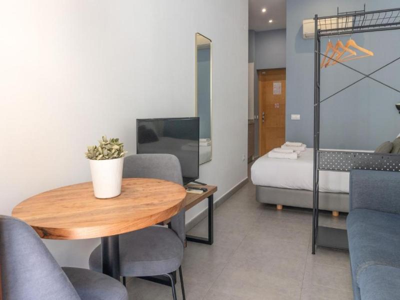 Welcomer Apartments Valencia image